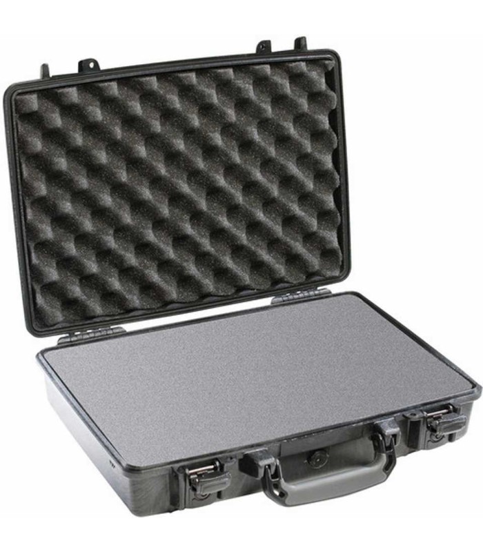 Pelican 1470 Protector Case with Foam (Black)